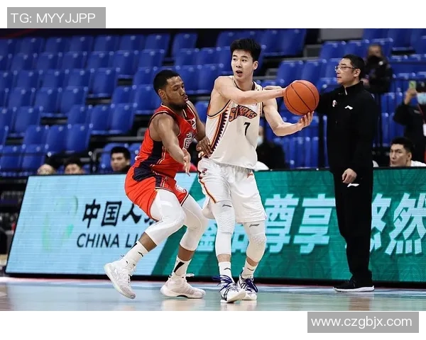 武汉篮球队进攻战术解析与球队未来发展展望