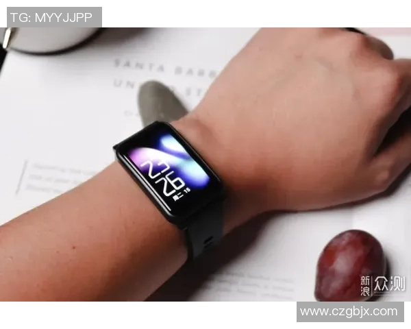 足球明星戴米勒手表引领时尚潮流展现运动与奢华完美结合